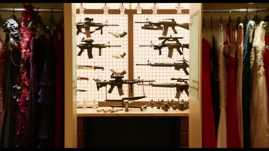 Wideo do filmu Maczeta zabija — MACHETE KILLS - Extrait 3 - VF