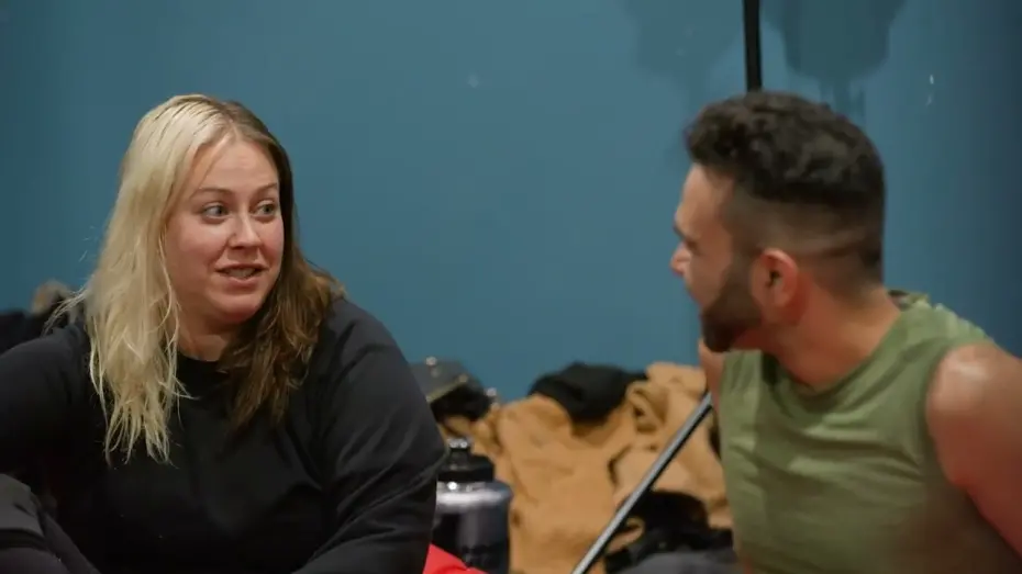 Wideo do filmu Making Kayfabe — MAKING KAYFABE trailer (Back Road Productions/CBC Gem Originals)
