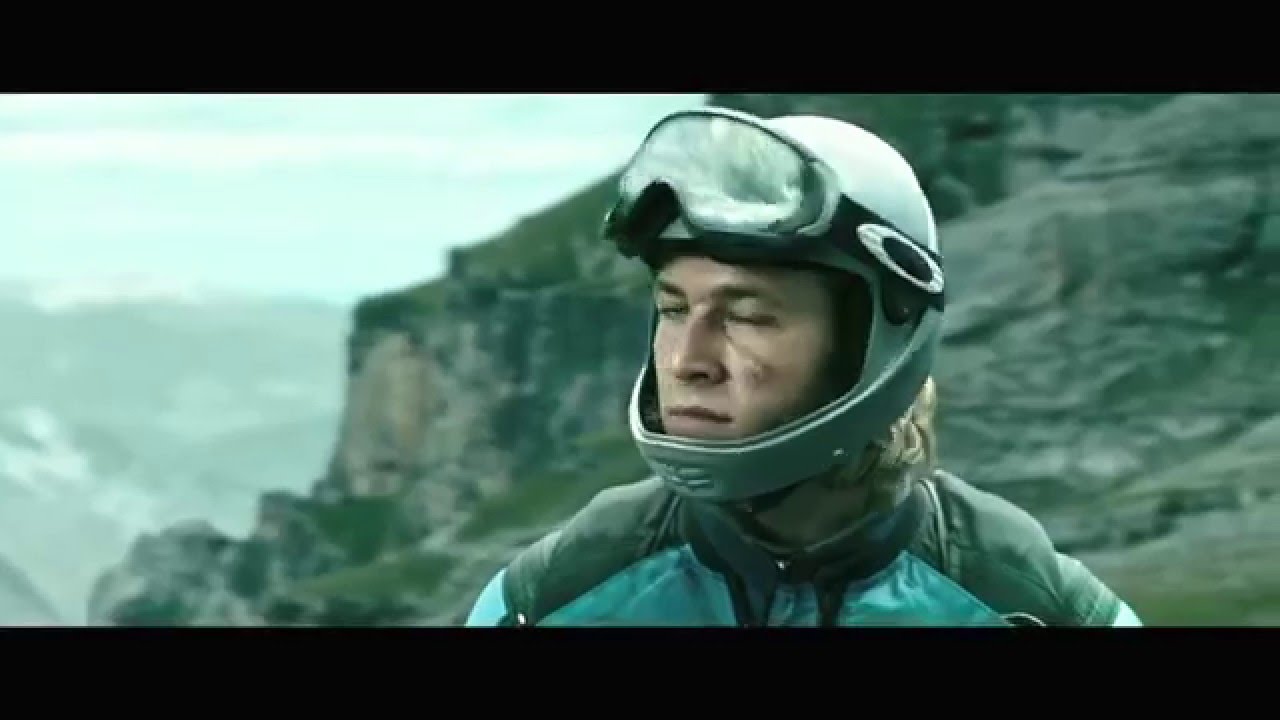 Wideo do filmu Point Break - Na fali — "Still Breathing" Music Video
