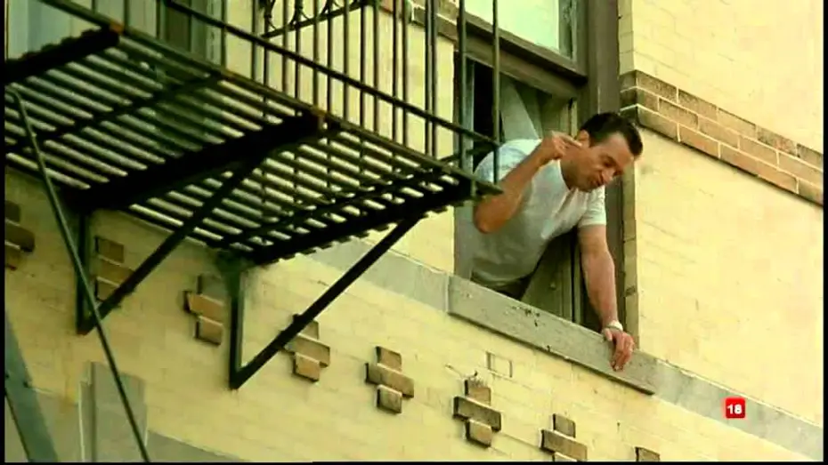 Wideo do filmu Prawo Bronxu — Una historia del Bronx