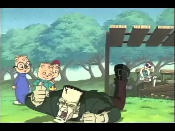 Wideo do filmu Alvin and the Chipmunks Meet Frankenstein — Alvin And The Chipmunks Meet Frankenstein Trailer 1999