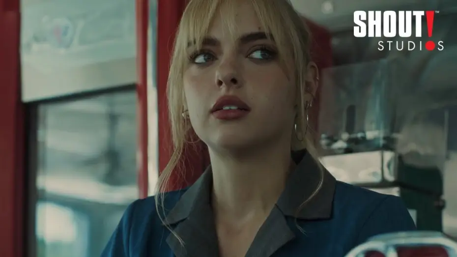 Wideo do filmu Granice wytrzymałości — Clip: Fat Bottom Bistro