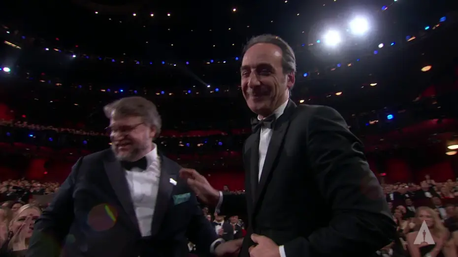Wideo do filmu Kształt wody — "The Shape of Water" wins Best Original Score