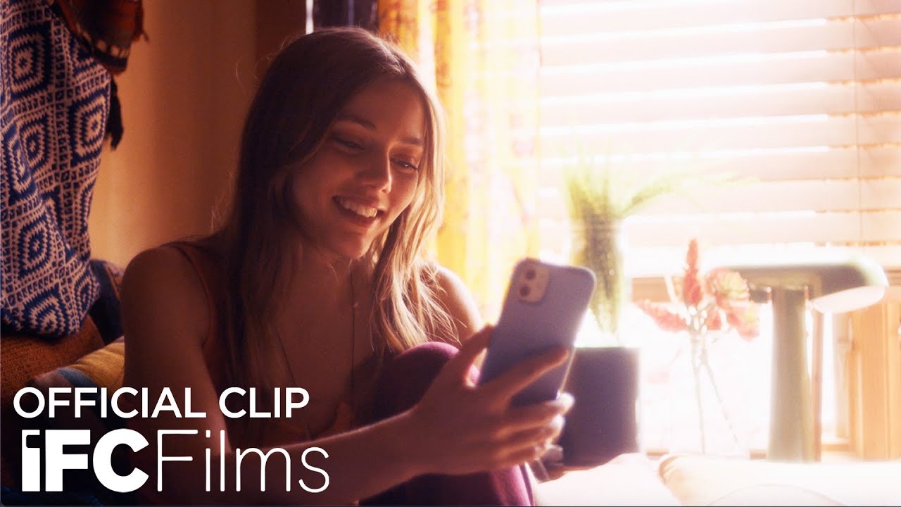 Wideo do filmu What Comes Around — Official Clip - "Birthday Surprise"