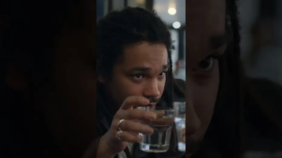Wideo do filmu Father Mother Sister Brother — "Something new and personal" - The Guardian.