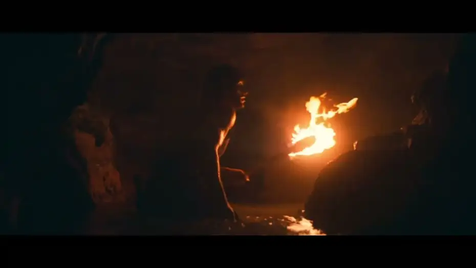 Wideo do filmu Rambo: Pierwsza krew — RAMBO : FIRST BLOOD | Extrait - Chasse à l'homme