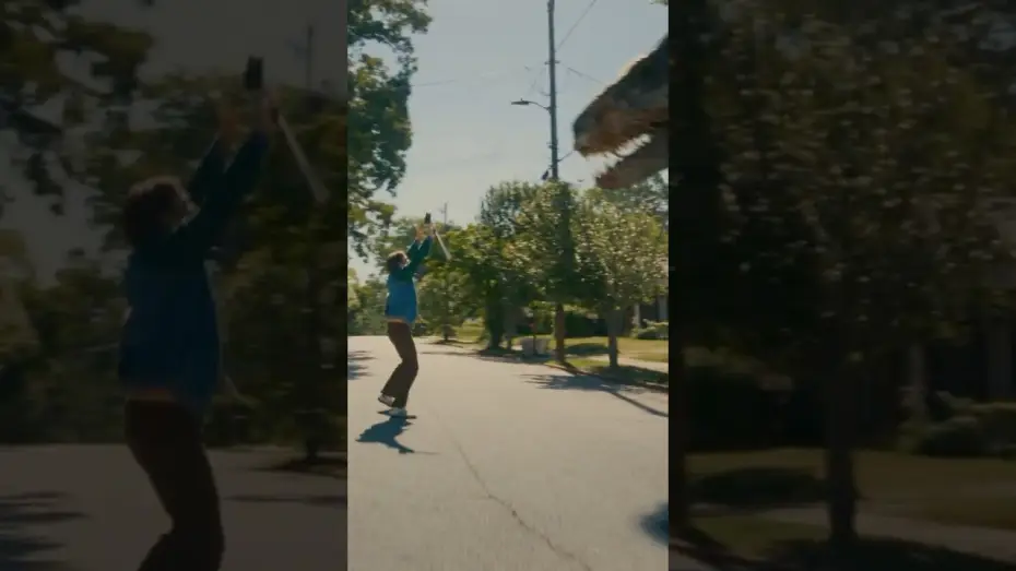 Wideo do filmu Flowervale Street — Protect your family at all costs.