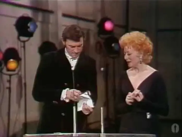 Wideo do filmu Kabaret — Cabaret Wins Art Direction: 1973 Oscars