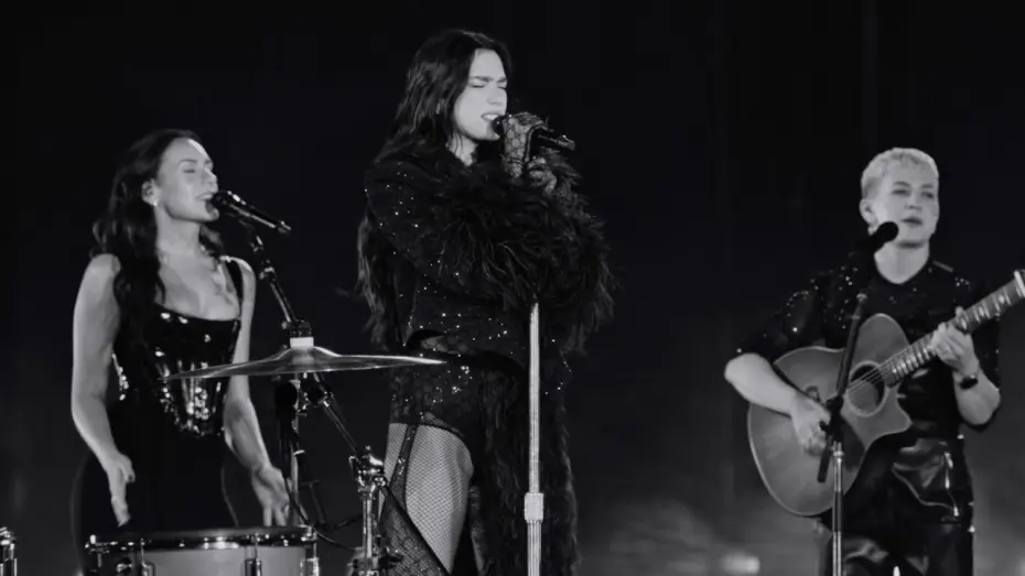Wideo do filmu Dua Lipa: Live From Mexico — Dua Lipa - These Walls (Live au Mexique)