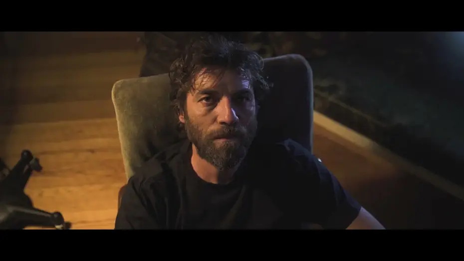 Wideo do filmu Η Ζωή Μετά — Η Ζωή Μετά - Trailer (10ο Πανόραμα)