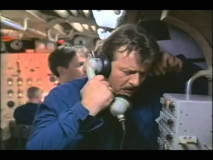 Wideo do filmu Złowroga głębia — Hostile Waters Trailer 1997
