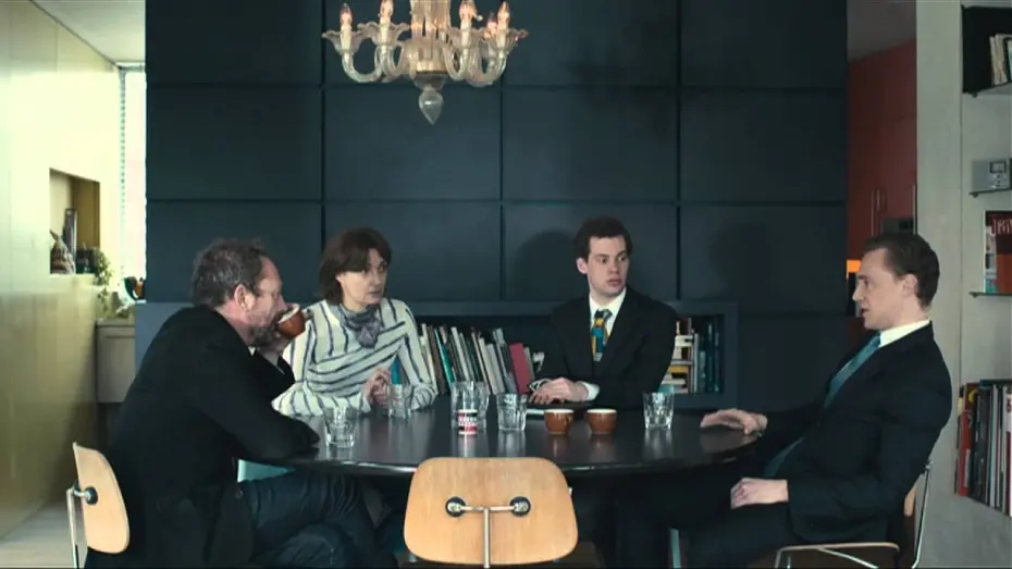 Wideo do filmu Exhibition — Watch a clip from Joanna Hogg's Exhibition