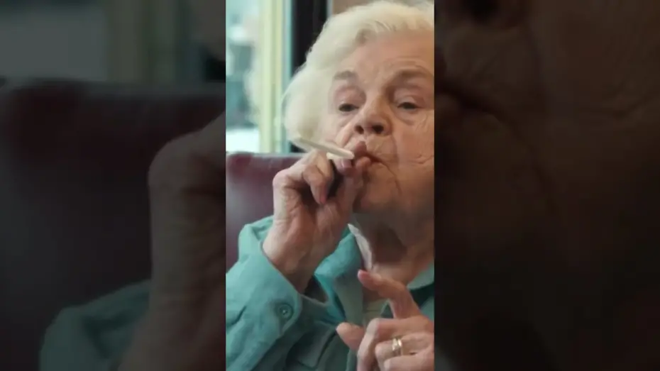 Wideo do filmu Eleanor Wspaniała — Meet Eleanor...