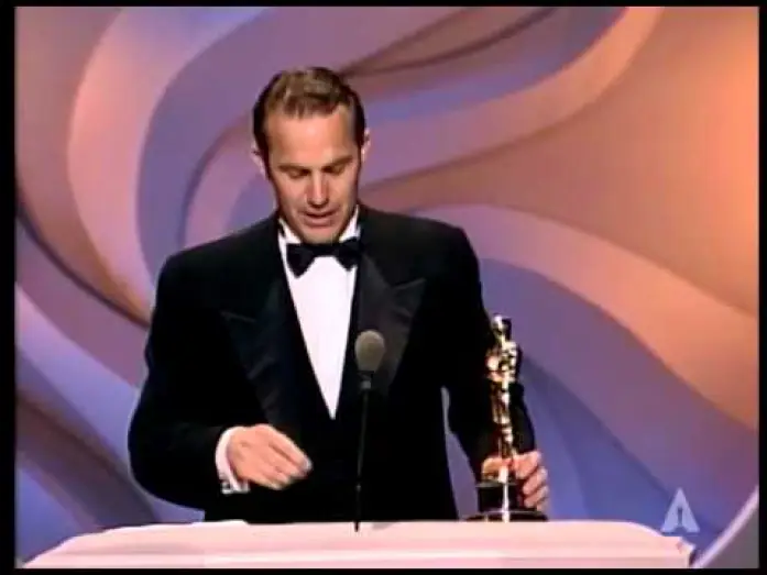 Wideo do filmu Tańczący z wilkami — Kevin Costner Wins Best Directing: 1991 Oscars