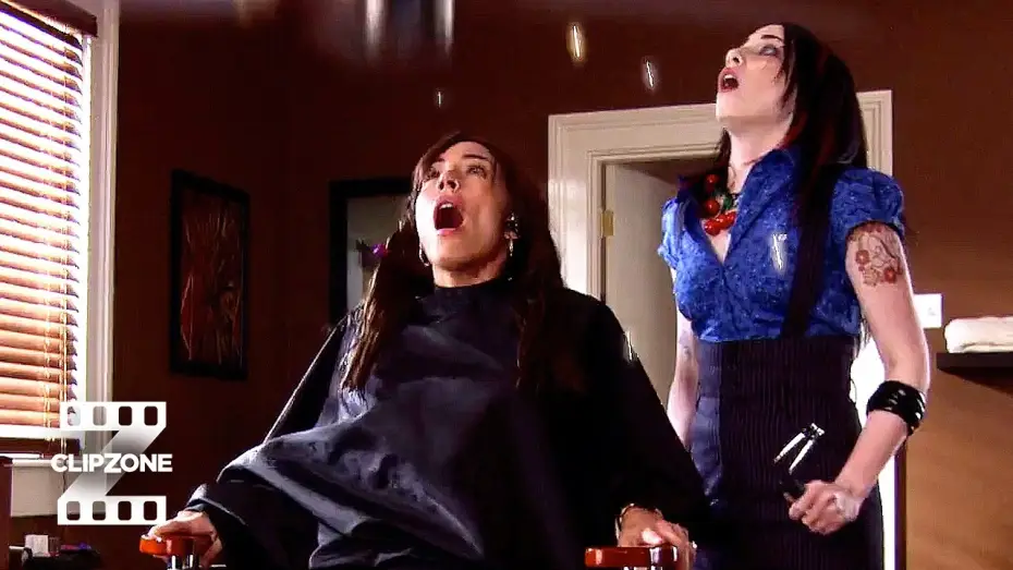 Wideo do filmu Oszukać Przeznaczenie 4 — Hair Salon Havoc