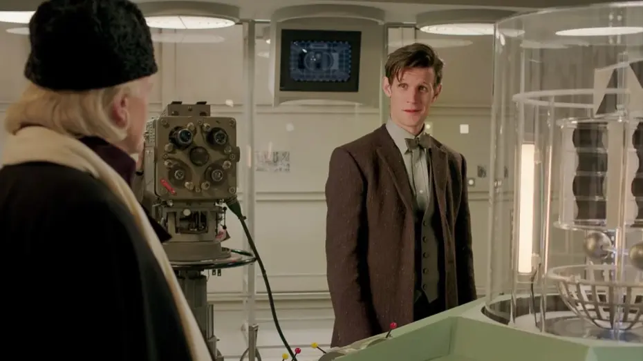 Wideo do filmu An Adventure in Space and Time — Hartnell Passes TARDIS over to Troughton | An Adventure in Space and Time | Doctor Who