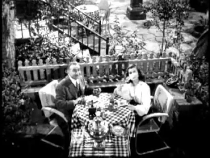 Wideo do filmu Szkarłatna ulica — "Scarlet Street''