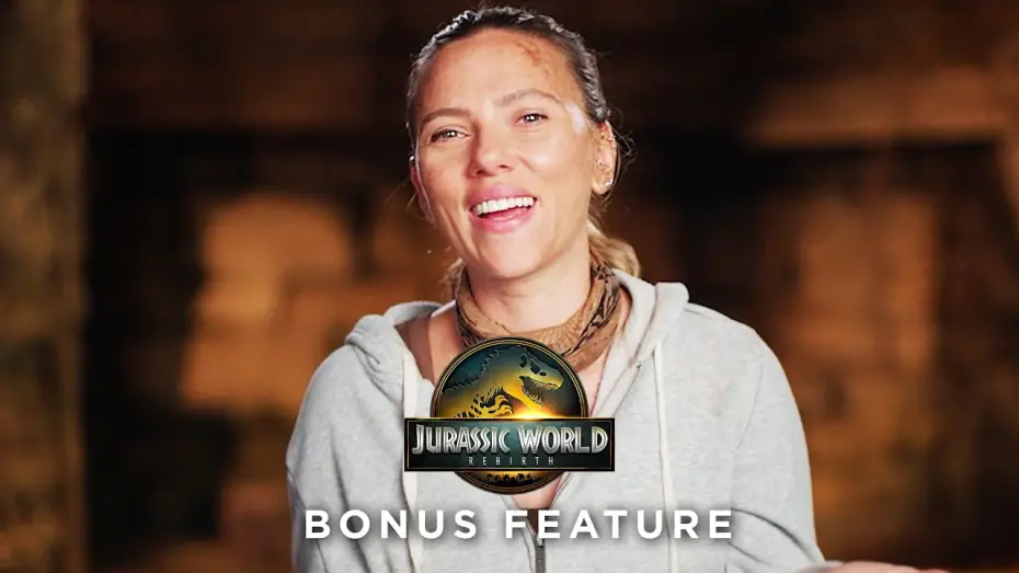 Wideo do filmu Jurassic World. Odrodzenie — Scarlett Johansson Reveals the Fun Side of Jurassic World Rebirth - Bonus Feature
