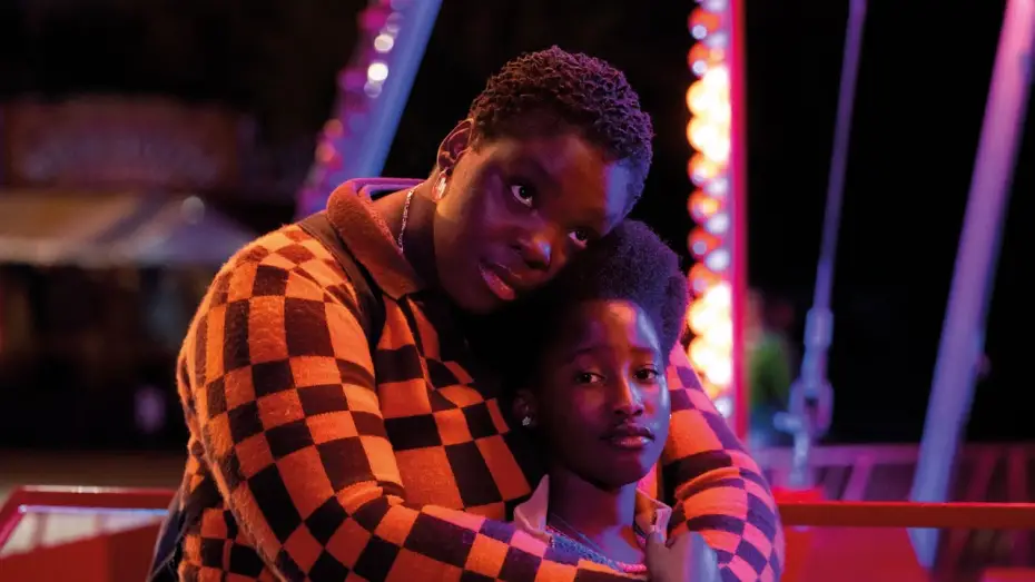 Wideo do filmu Girl — Clip