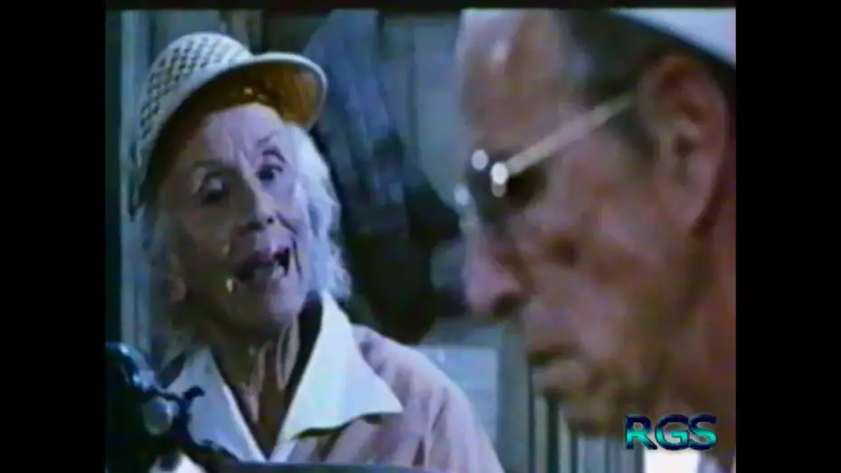 Wideo do filmu Bez baterii nie działa — Miracle sur la 8e rue - Bande d'annonce  VF.(Batteries Not Included).