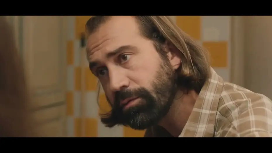 Wideo do filmu 5 Mai 92 — 5 mai 92, un film de Corine Mattei