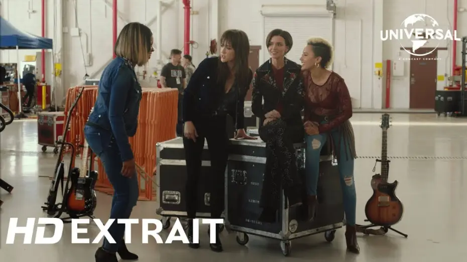 Wideo do filmu Pitch Perfect 3 — Pitch Perfect 3 / Extrait "Riff Off" VF [Au cinéma le 27 décembre]