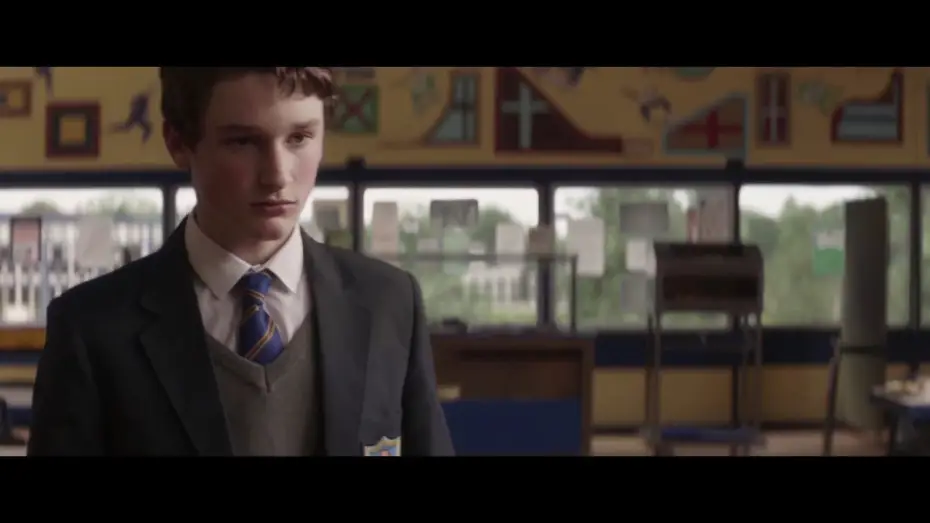 Wideo do filmu Siedem minut po północy — QUELQUES MINUTES APRES MINUIT - Extrait Ne plus être invisible - VOST