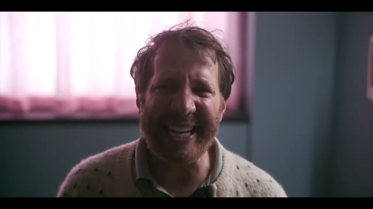Wideo do filmu Uśmiechnij się — Улыбка - русский трейлер (2022)