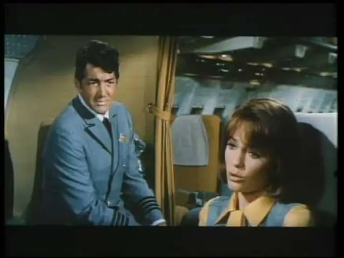 Wideo do filmu Port lotniczy — Airport Trailer