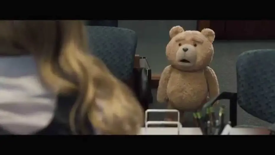 Wideo do filmu Ted 2 — Ted 2 / Extrait 3 "Vous devez être Ted?" VF [Au cinéma le 5 Août]