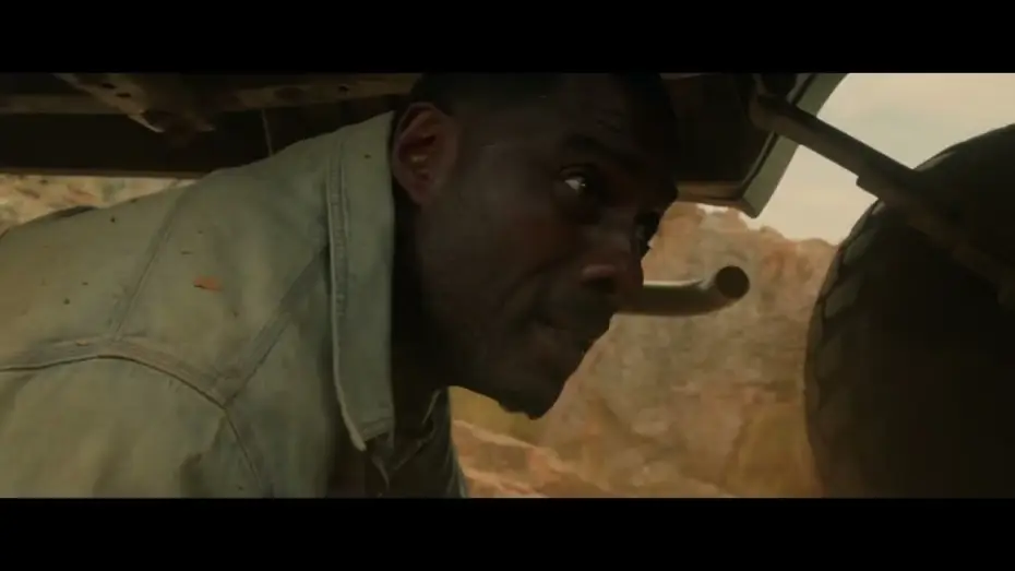 Wideo do filmu Bestia — Beast | Clip "Nate intrappolato sotto la Jeep mentre il leone attacca"