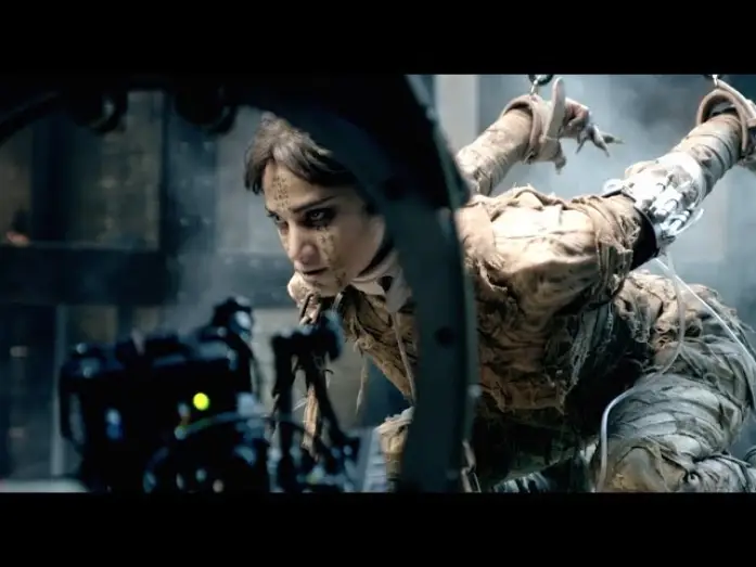 Wideo do filmu Mumia — LA MUMMIA con Tom Cruise - Featurette "La principessa Ahmanet" (sottotitoli in italiano)