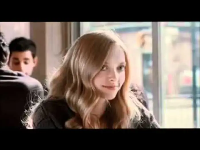 Wideo do filmu Chloe — Chloe - Trailer Español