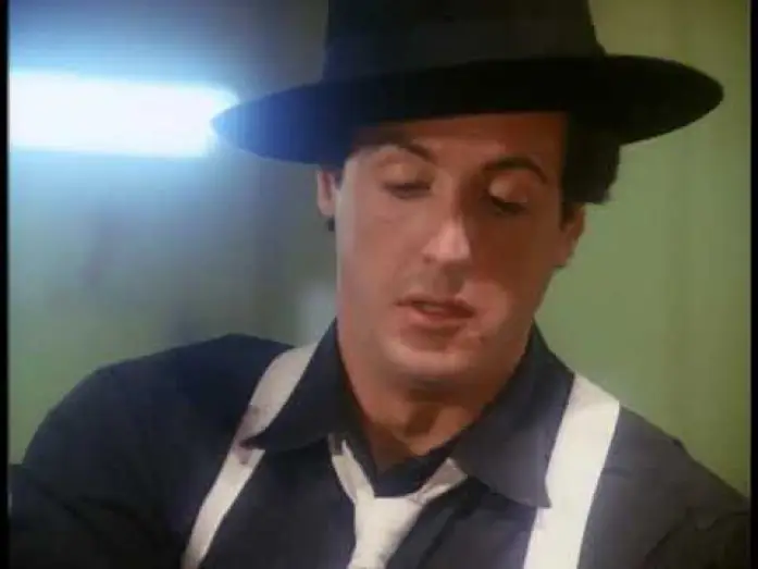Wideo do filmu Wyścig Śmierci 2000: Początek — Sylvester Stallone getting beat up in Death Race 2000