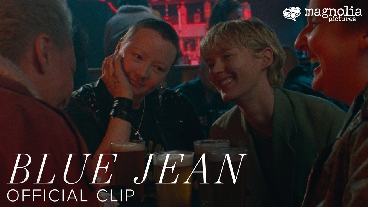Wideo do filmu Blue Jean — Gay Bar Clip