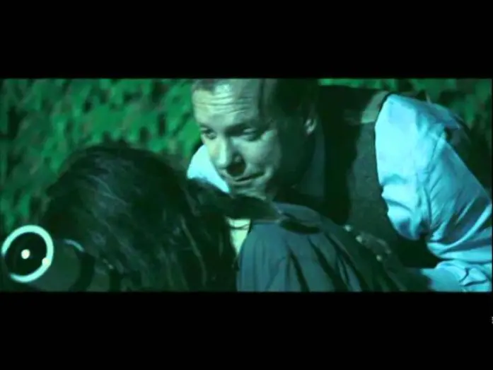 Wideo do filmu Melancholia — Melancholia passes by