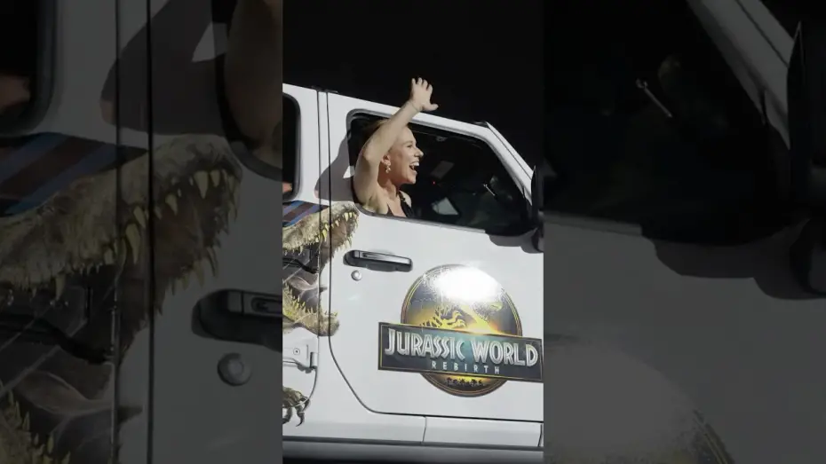 Wideo do filmu Jurassic World. Odrodzenie — Life found a way for Scarlett.