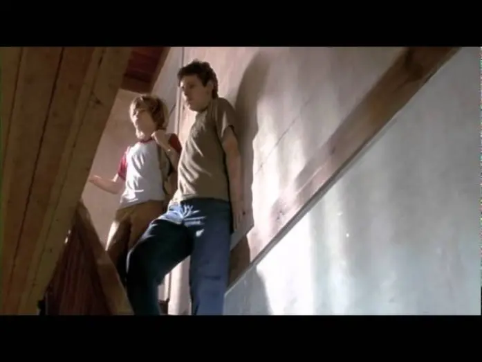 Wideo do filmu Mroczne dziedzictwo — Undertow Official Trailer #1 - Dermot Mulroney Movie (2004) HD