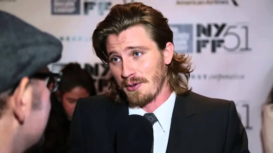 Wideo do filmu Co jest grane, Davis? — NYFF51: Garrett Hedlund - "Inside Llewyn Davis" Red Carpet