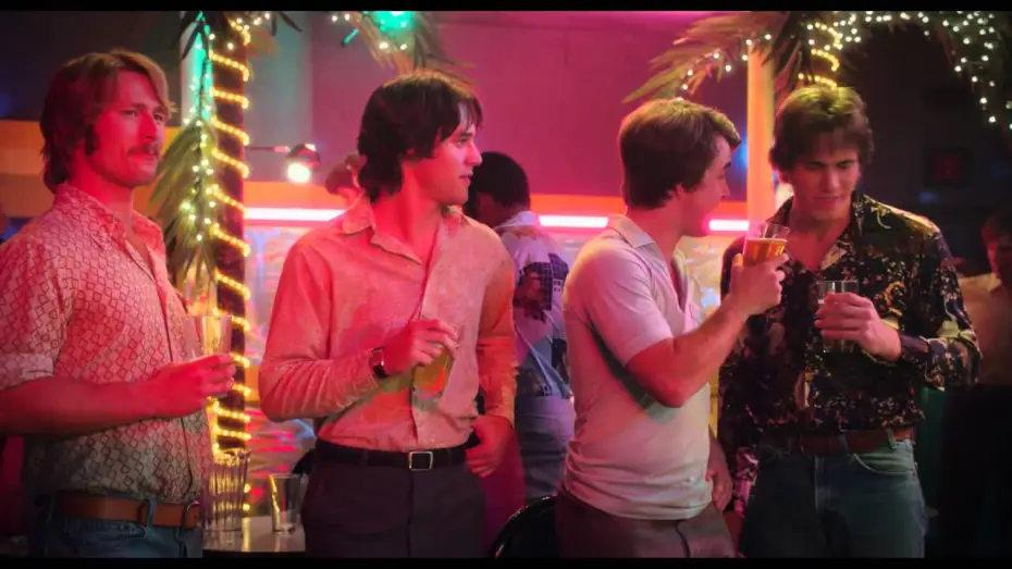 Wideo do filmu Każdy by chciał!! — EVERYBODY WANTS SOME - extrait 4 - VOST