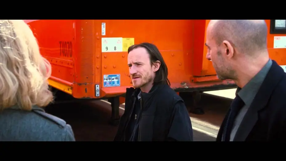 Wideo do filmu Zanim zasnę — AVANT D'ALLER DORMIR - Extrait "Je vous ai trouvé là" VF