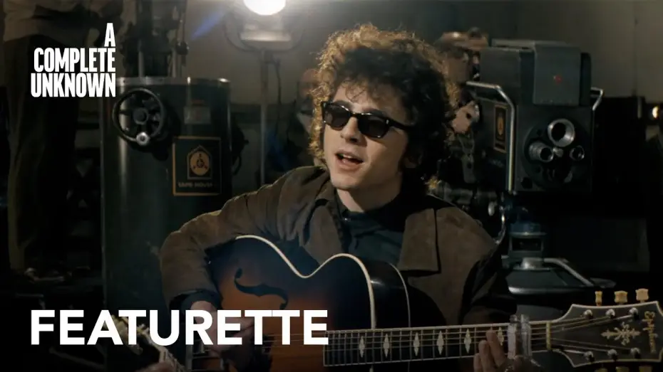 Wideo do filmu Kompletnie nieznany — A Complete Unknown | Featurette Live On Set