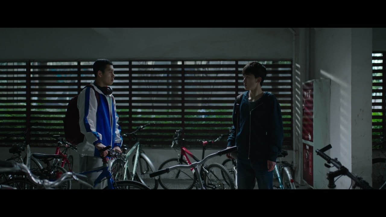 Wideo do filmu Krótka historia rodziny — Official Trailer
