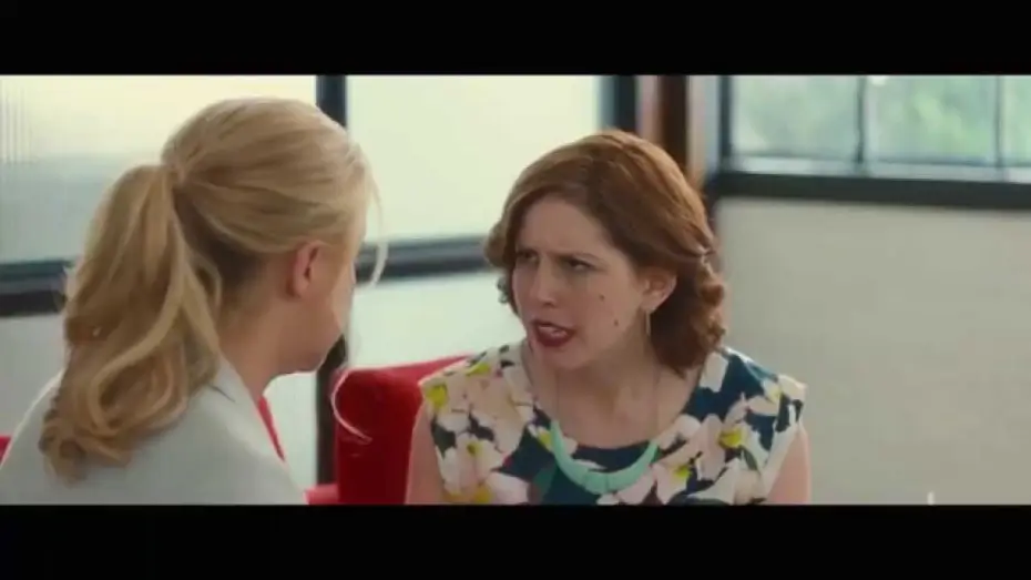Wideo do filmu Wykolejona — Crazy Amy / Extrait "Amy et Nicki débriefent" VF [Au cinéma le 18 Novembre]