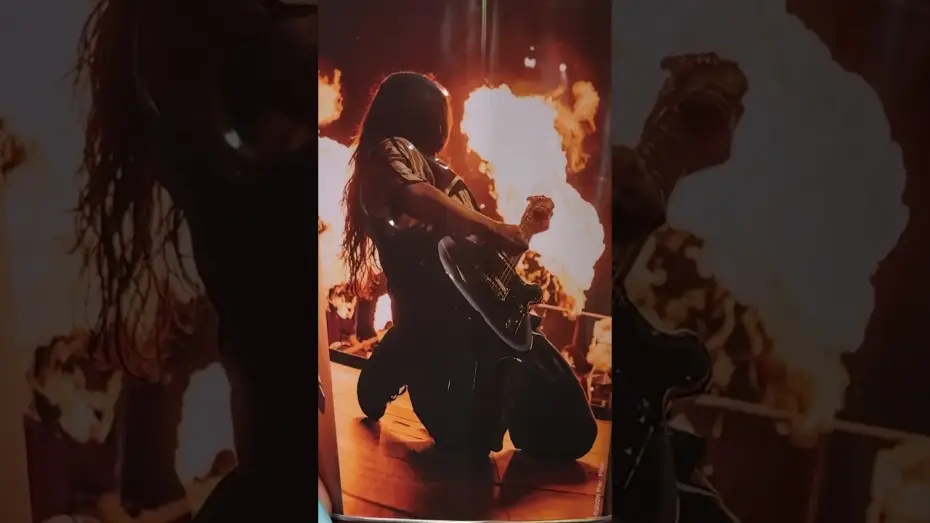 Wideo do filmu Billie Eilish - Hit Me Hard and Soft: The Tour (Live in 3D) — Bucket