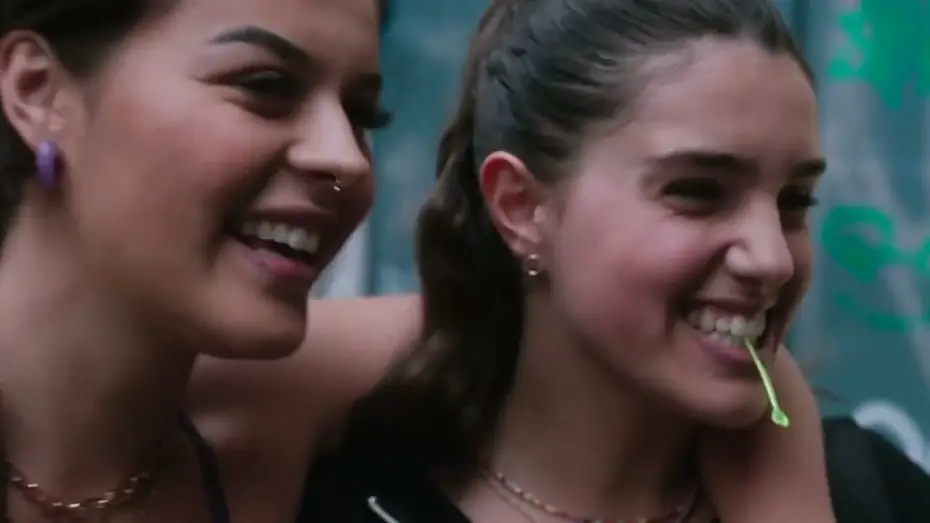 Wideo do filmu Łokieć — ELLBOGEN - Ab 05. September im Kino! 😍 🎥