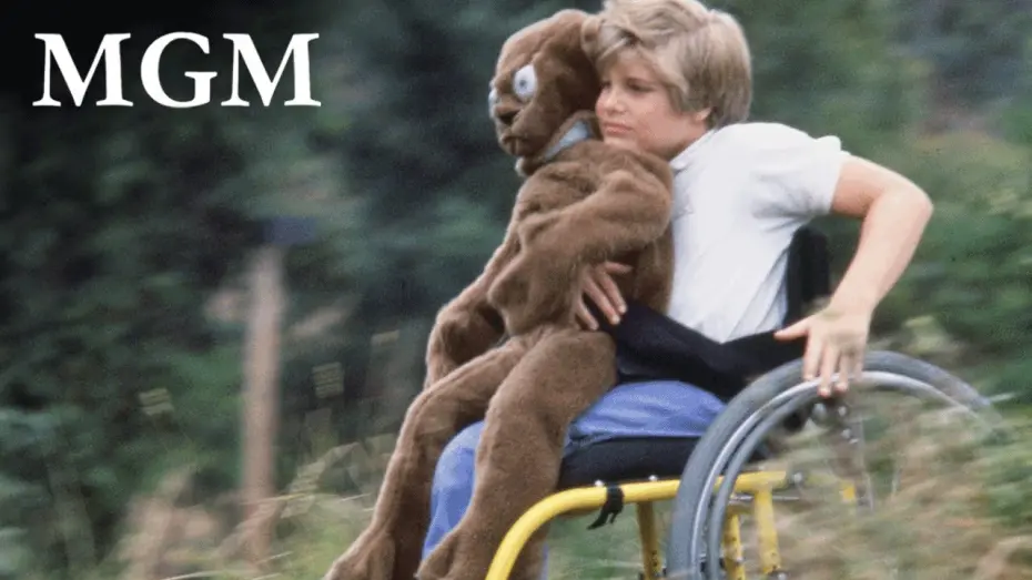 Wideo do filmu Mac i Ja — Mac & Me (1988) | Eric Falls into the Water | MGM Studios