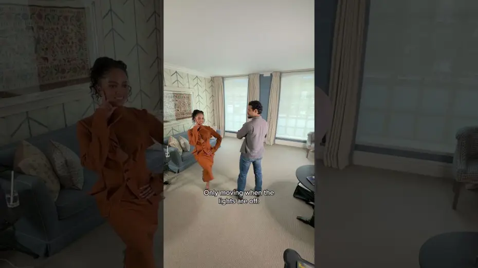 Wideo do filmu Passenger — Only Move When The Lights Are Off