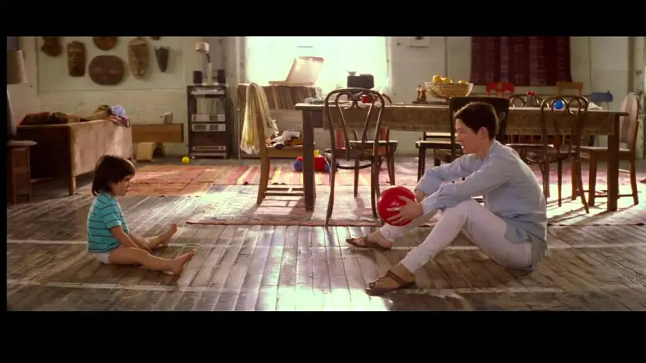 Wideo do filmu Musimy porozmawiać o Kevinie — Tilda Swinton discusses character from WE NEED TO TALK ABOUT KEVIN (2012)