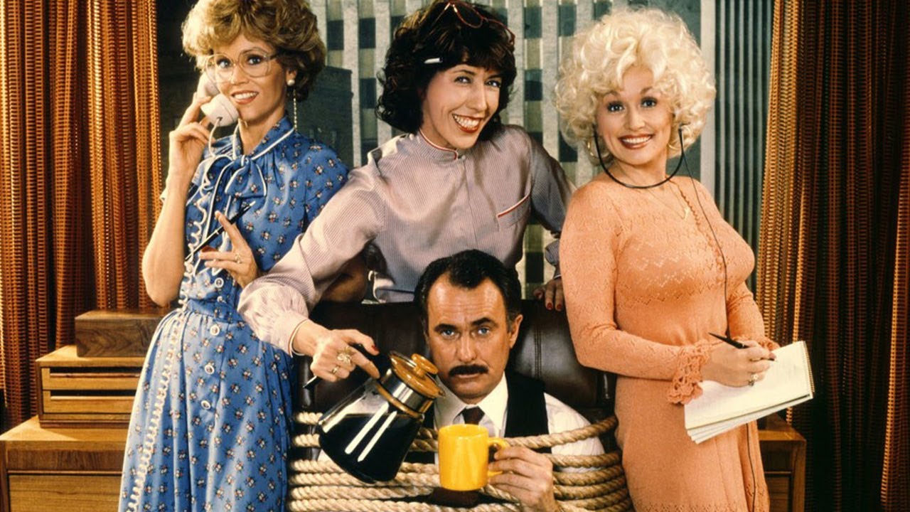 Wideo do filmu Od dziewiątej do piątej — '9 to 5': Filmmaker Kimberly Peirce on the Movie's Comedic Genius